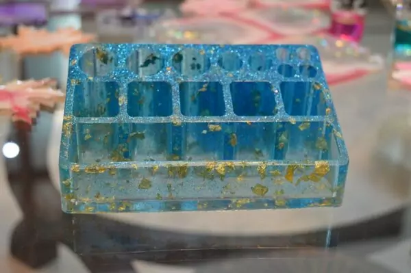 Make-up Holder - Image 3